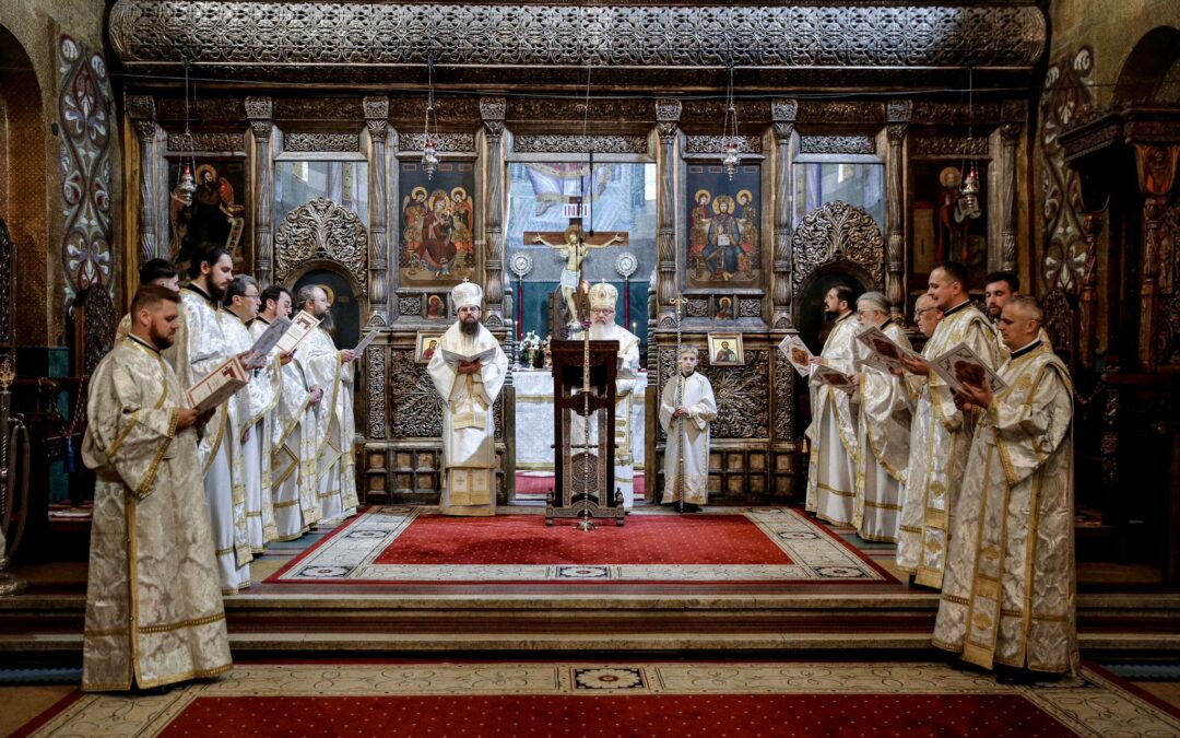 Vecernia Învierii Domnului, la Catedrala Mitropolitană din Cluj-Napoca