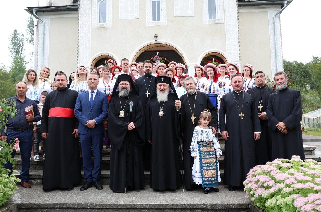 Slujire arhierească în Parohia Hălmăsău