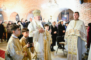 Liturghie arhierească la Biserica „Învierea Domnului” din Cluj-Napoca