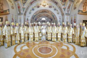 Liturghie solemnă cu prilejul Centenarului Patriarhiei Române și proclamarea generală a canonizării celor 16 noi sfinți români